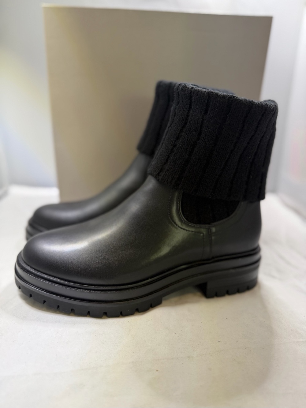 MIA Shoes Cadell Black Nappa Ankle Boots
Size: Women’s 8.5 M